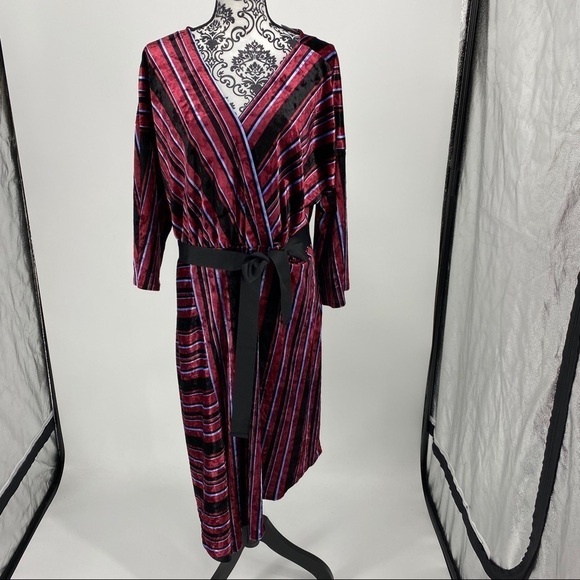 NY Collection Stripe Velvet Asymmetrical Dress - Picture 5 of 13